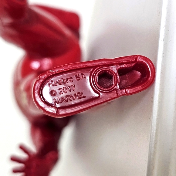 2017 Marvel Hasbro Iron Man Avengers Action Figure Toy, 6", Moving Arms, Rare - Picture 5 of 12